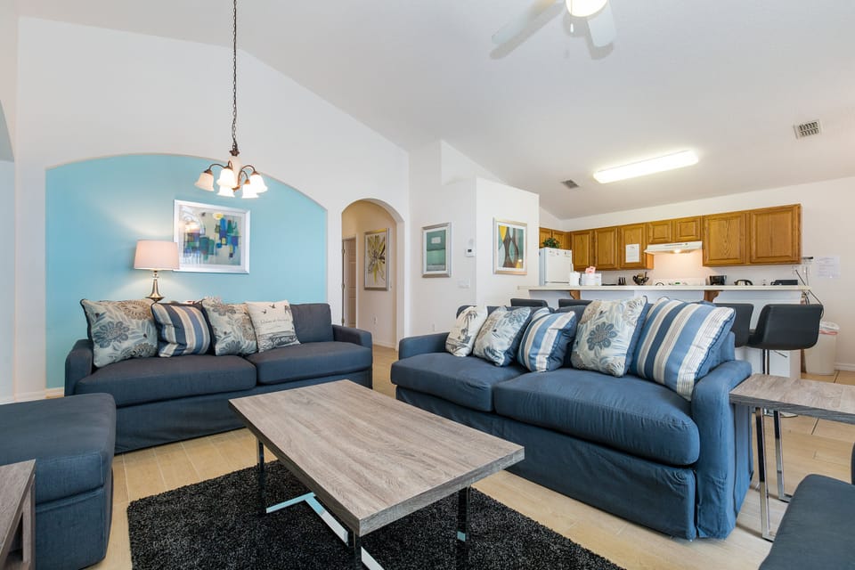 06-Lounge_0921.jpg