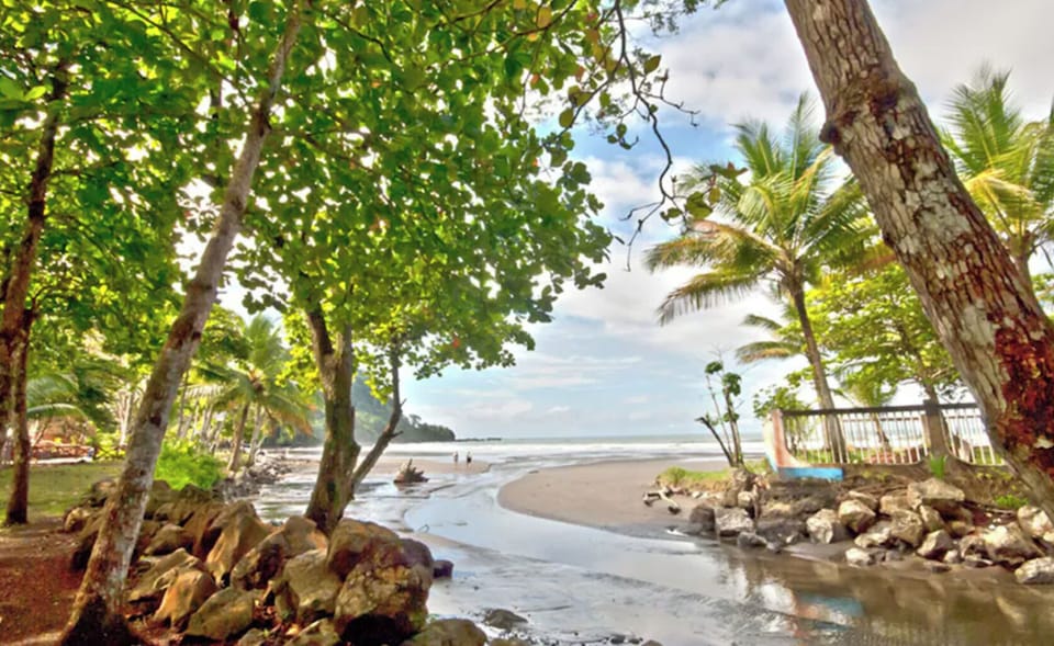 path to the beach