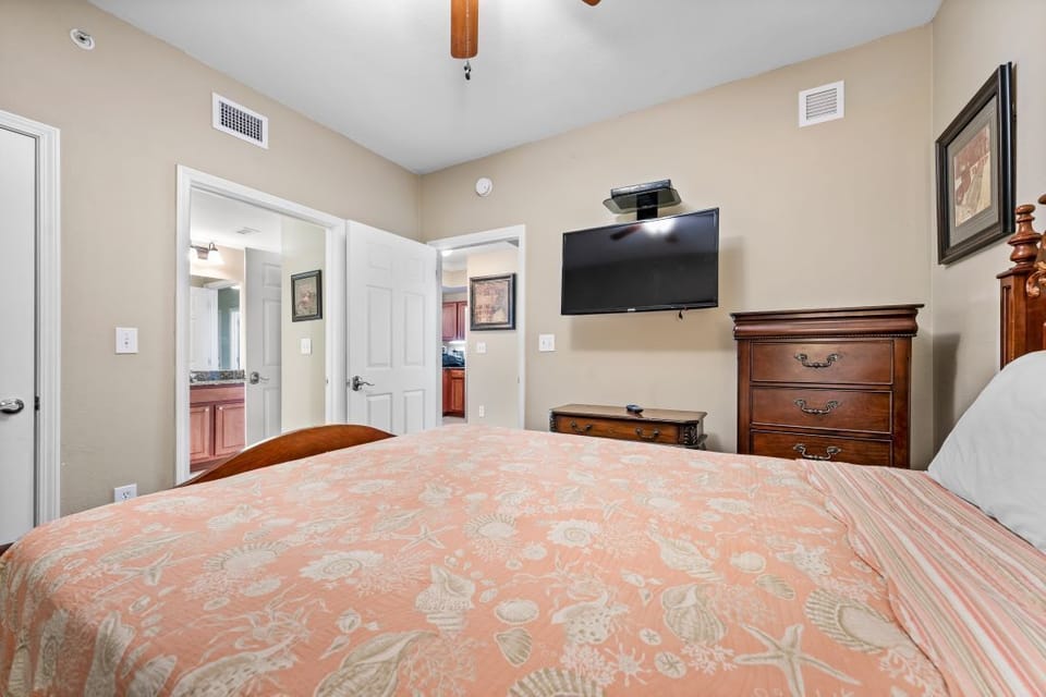 Crystal Tower 1205 Bedroom 2 with Queen Bed