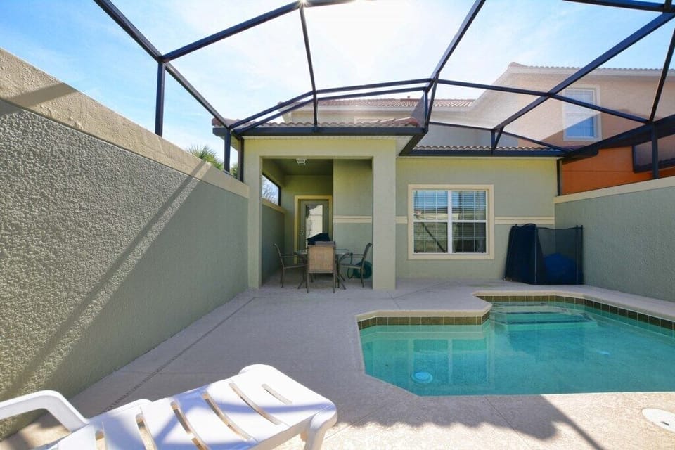 19-Pool.jpg