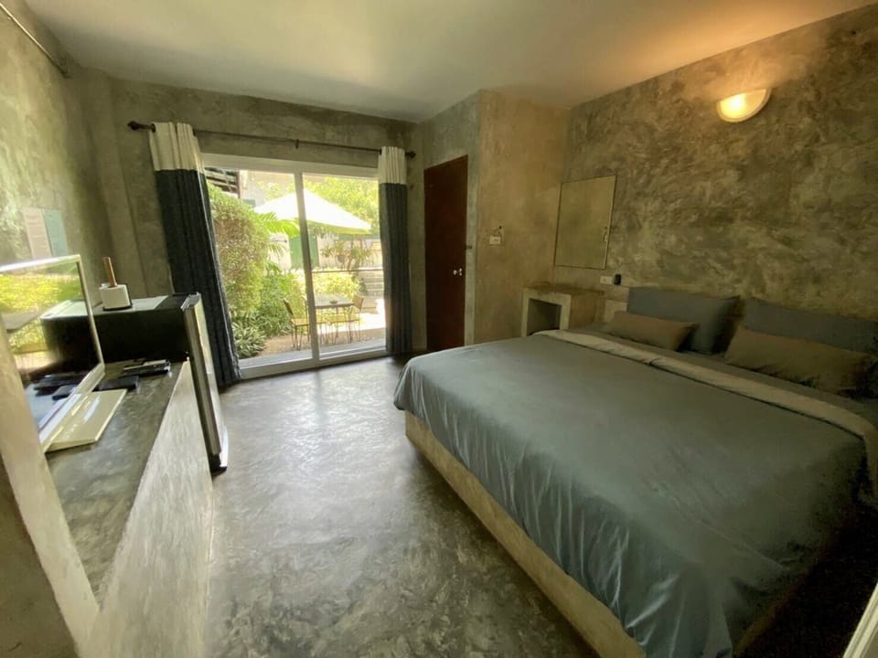 Comfort Room | Minibar, WiFi (free), individually decorated
