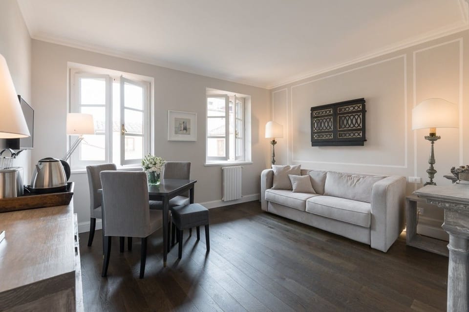 Apartment | Living area | Flat-screen TV