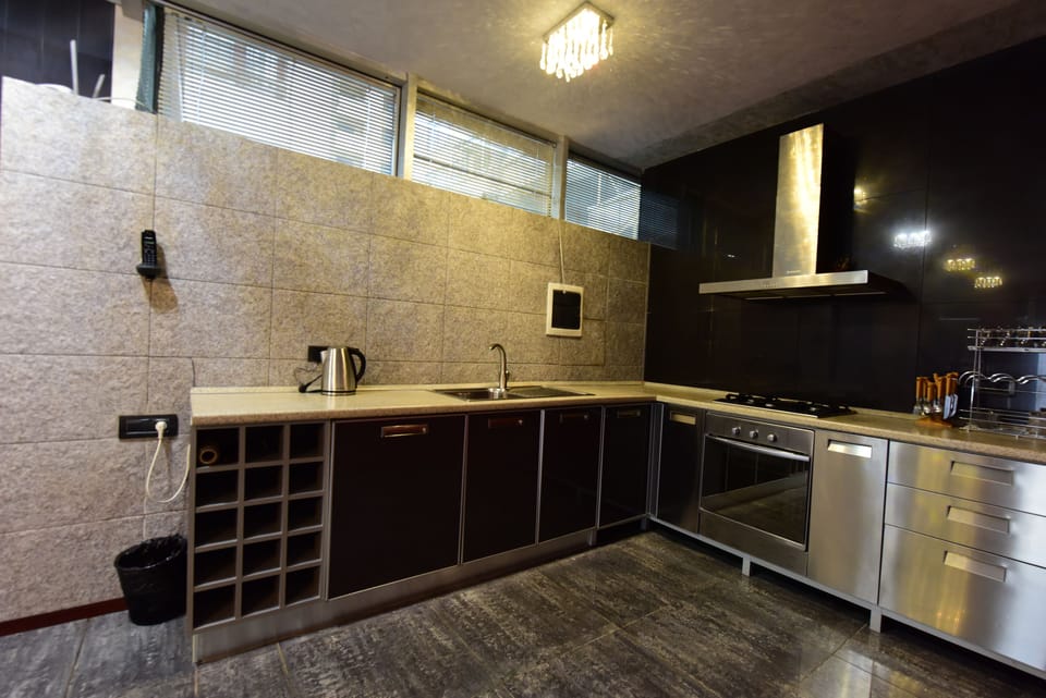 Apartment with Garden View | Private kitchen