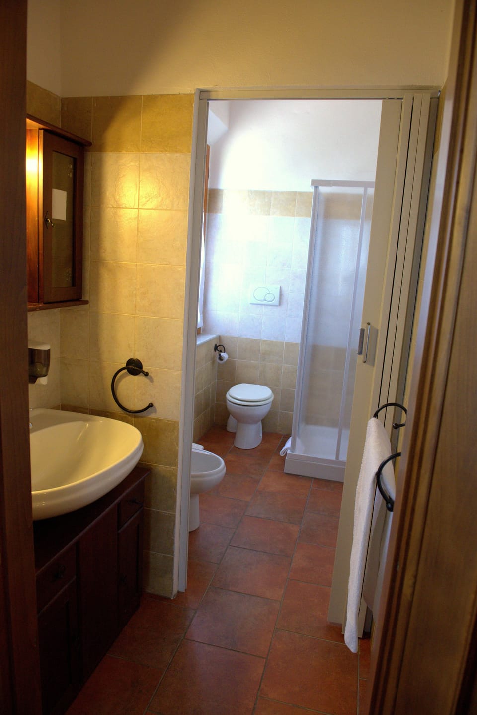 Quadruple Room | Bathroom | Shower, hair dryer, towels