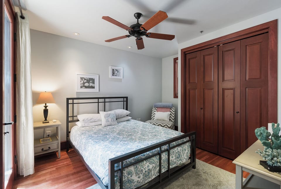 2nd Bedroom - Queen, deck and attached bathroom