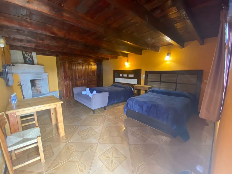 Traditional Double Room | Free WiFi, bed sheets