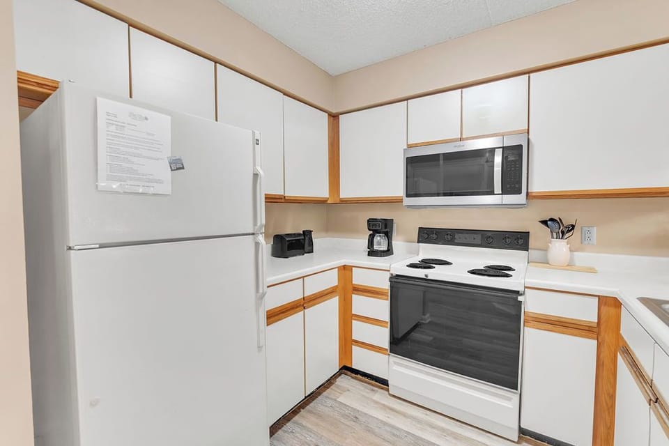all appliances are full size