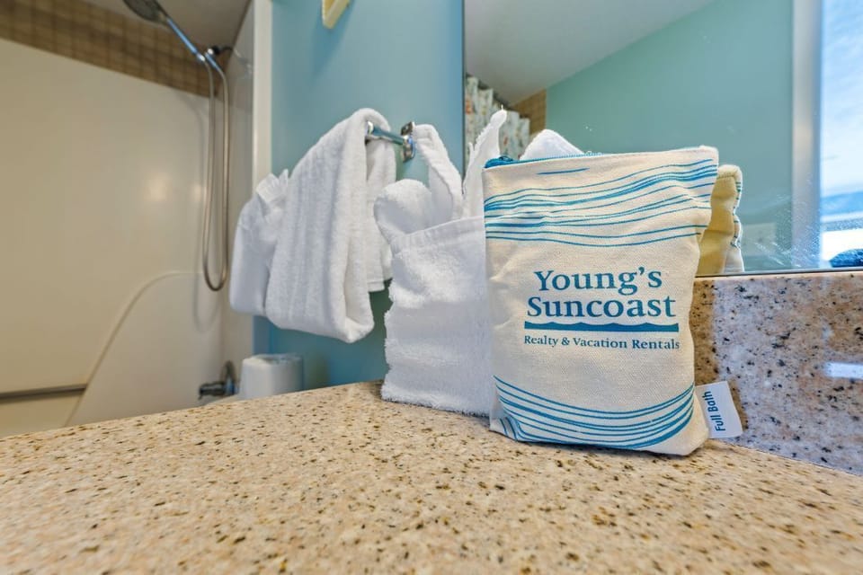 Boardwalk 682 Bathroom Amenity Package