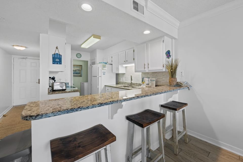 Boardwalk 986 Kitchen Counter Seats 3