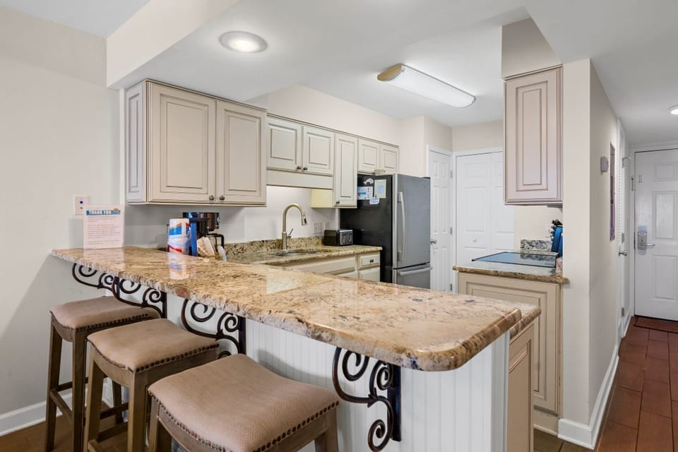 Boardwalk 485 Kitchen Counter Seats 3