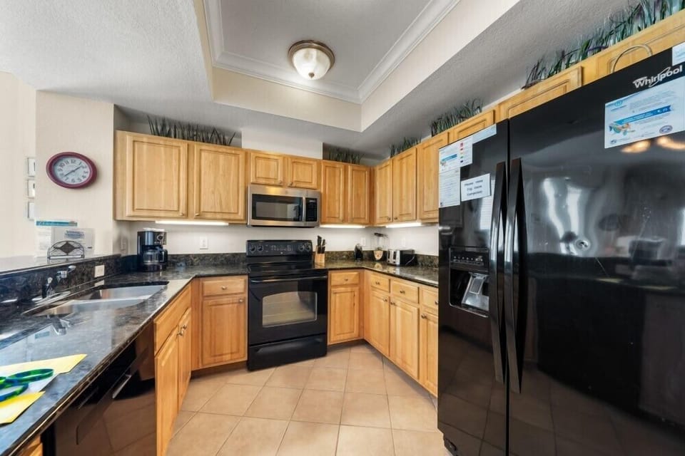 Crystal Tower 1309 Kitchen