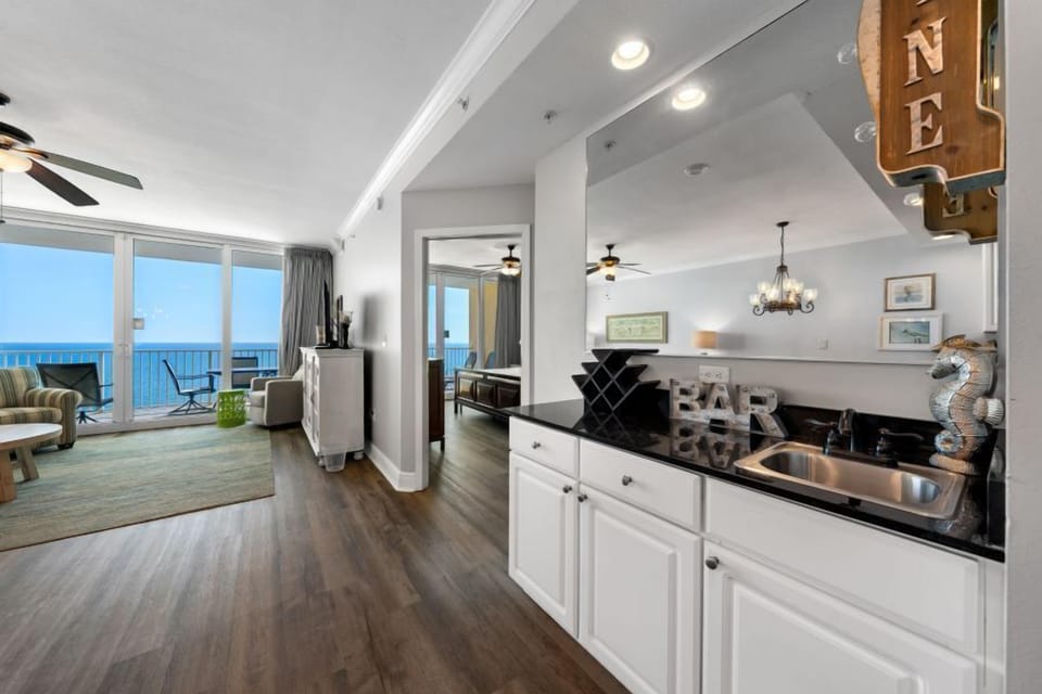 7.1 SAN1404 WET BAR