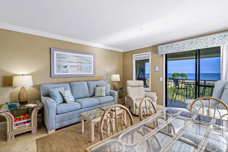 Ocean Dunes 409 - Living room