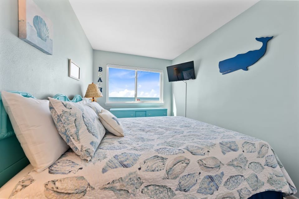 16 Island Shores 356 Bedroom 2