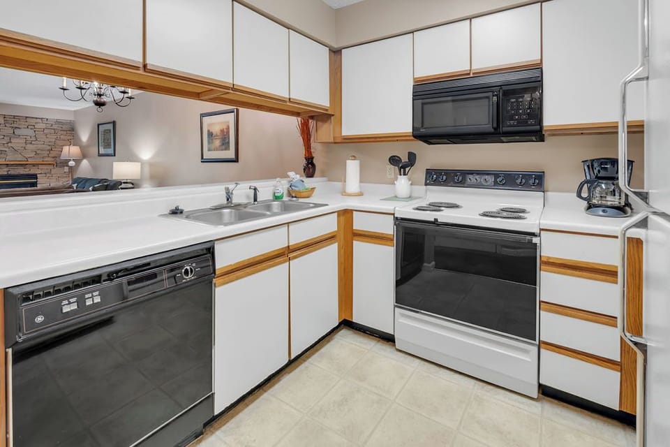 Full size appliances and fully equipped kitchen.
