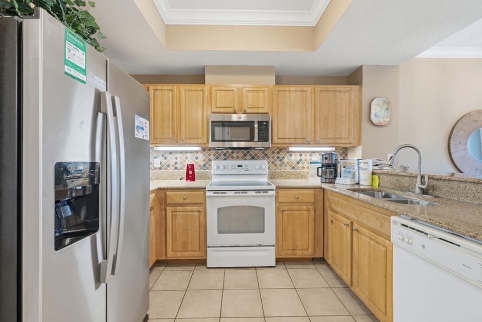 Crystal Tower 208 Kitchen