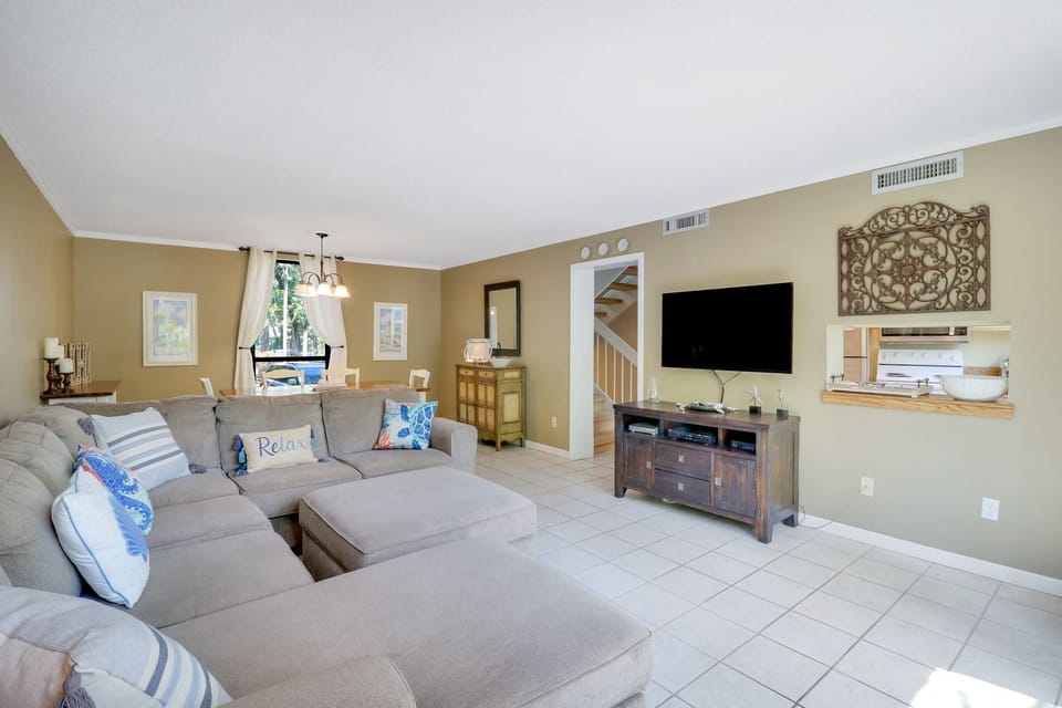 Living /dining area - Large gathering space even has a pass thru window from the kitchen!