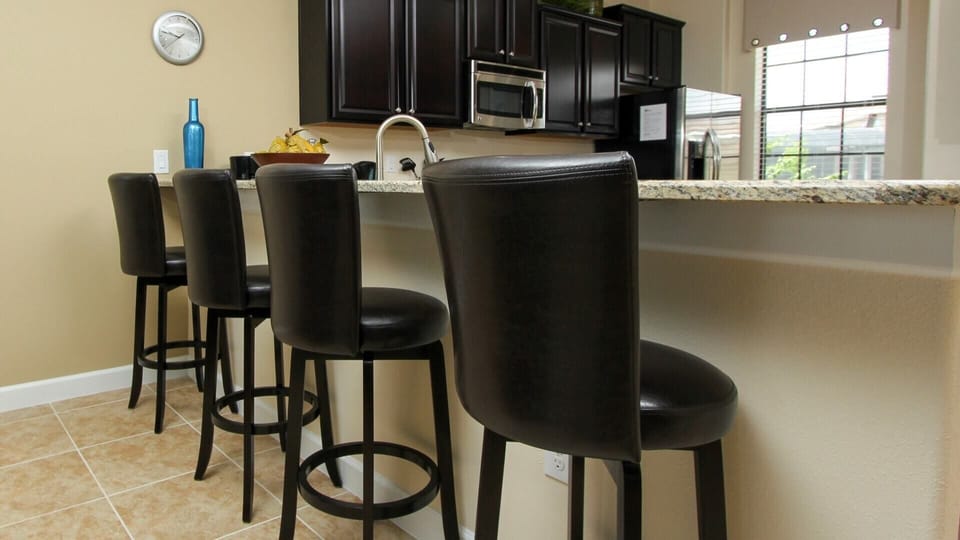 Kitchen Bar