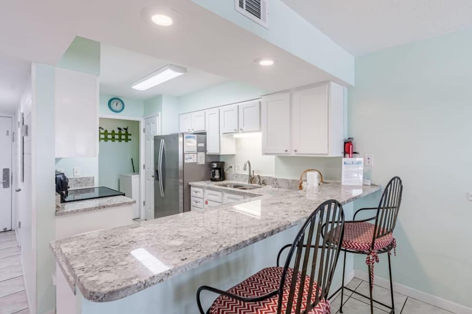 Boardwalk 386 Kitchen Counter Seats 2
