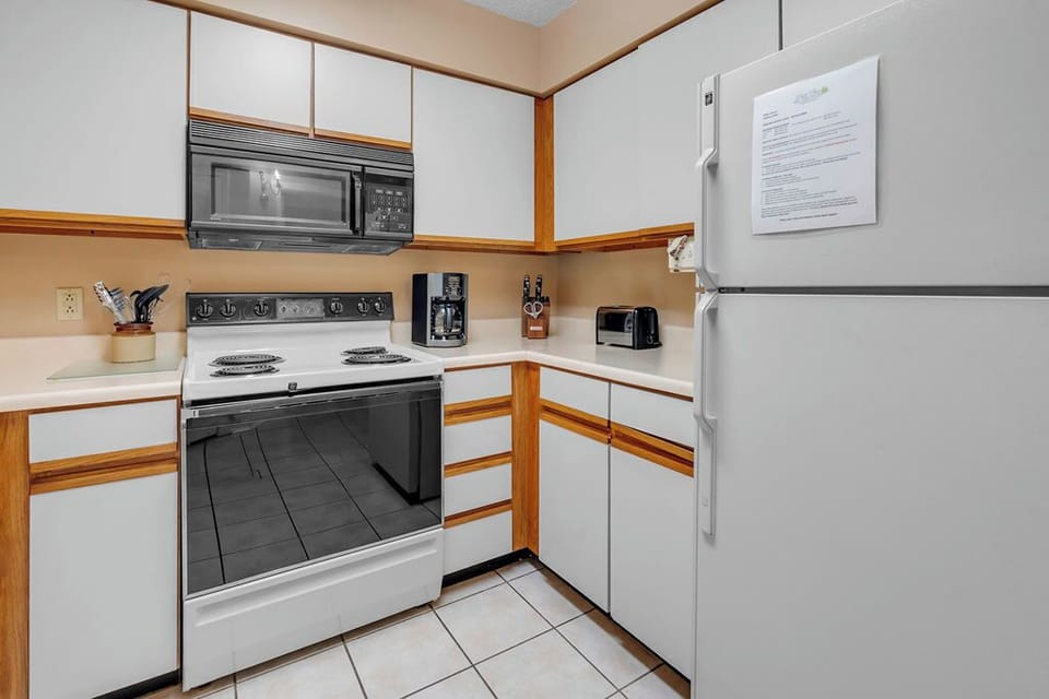 Full size appliances and fully equipped kitchen.