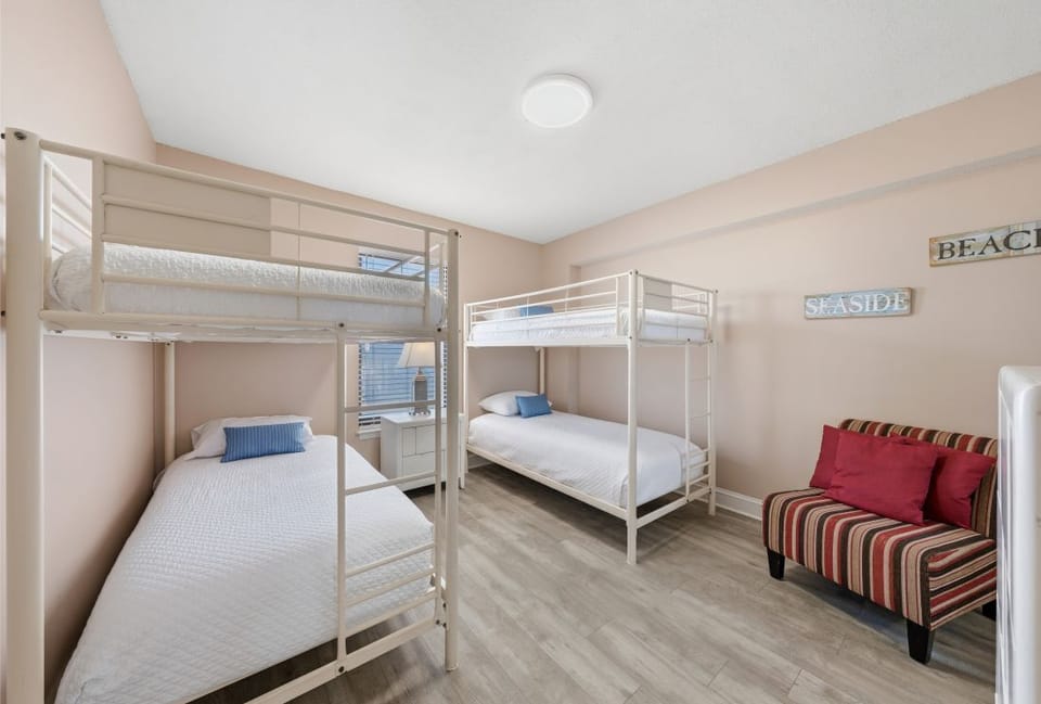 Boardwalk 781 Bedroom 4