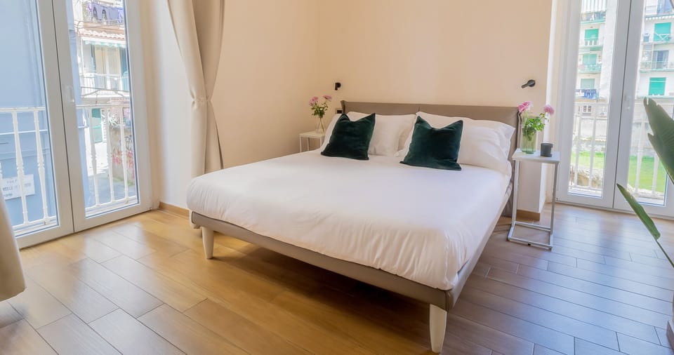 Family Suite, Non Smoking, Garden View (Mini) | Premium bedding, desk, soundproofing, iron/ironing board