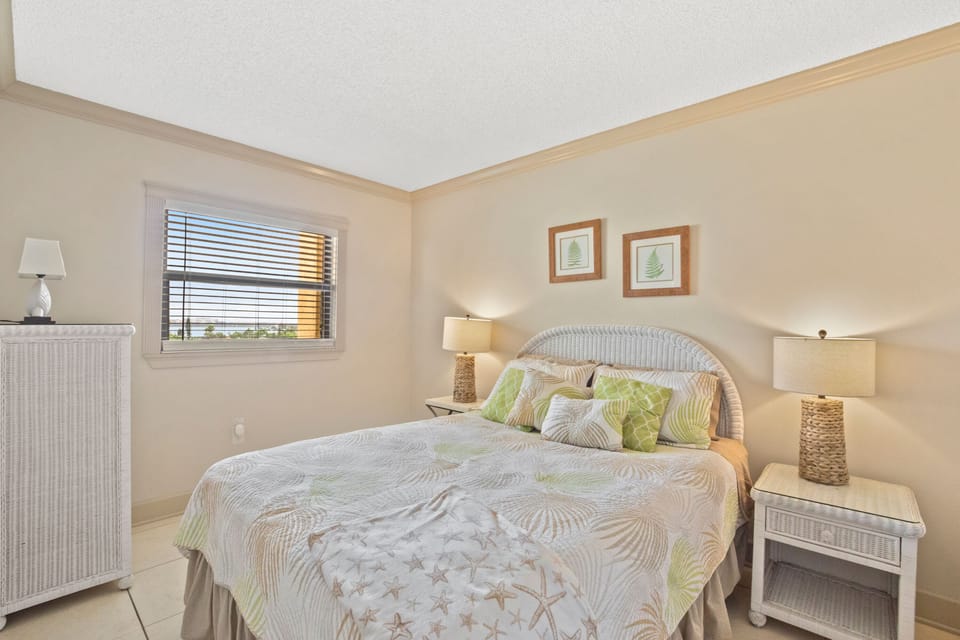 Sarene 3rd guest room includes queen size bed & majestic water views of the bay!