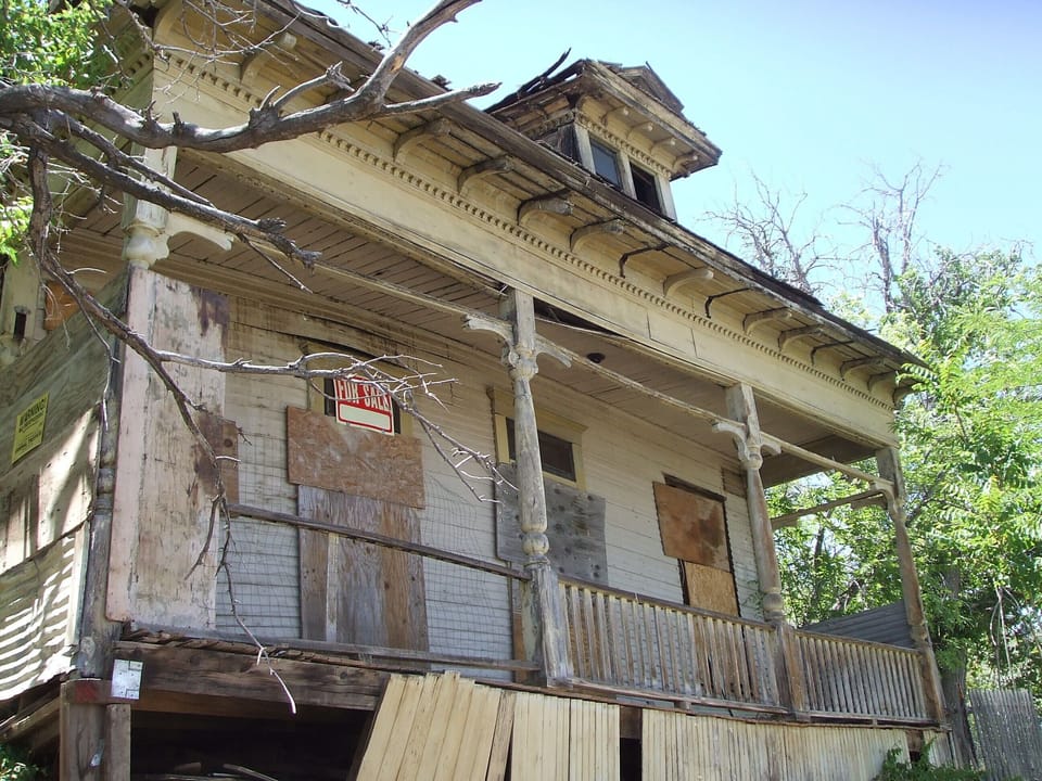 The John Riordan House before restoration.