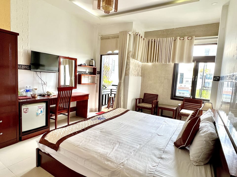 Deluxe Double or Twin Room, Balcony | Minibar, in-room safe, desk, free WiFi
