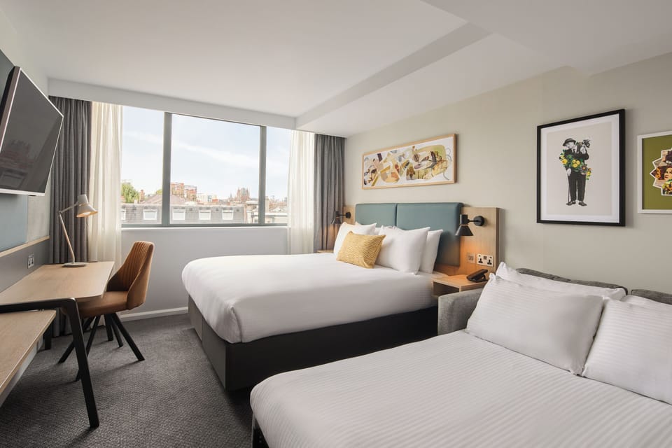 Standard Room, 1 Double Bed with Sofa bed | In-room safe, desk, laptop workspace, blackout drapes