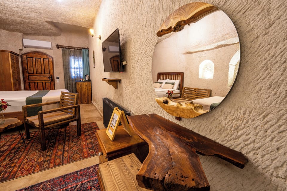 Deluxe Family Cave Suite | 6 bedrooms, Egyptian cotton sheets, premium bedding, down comforters