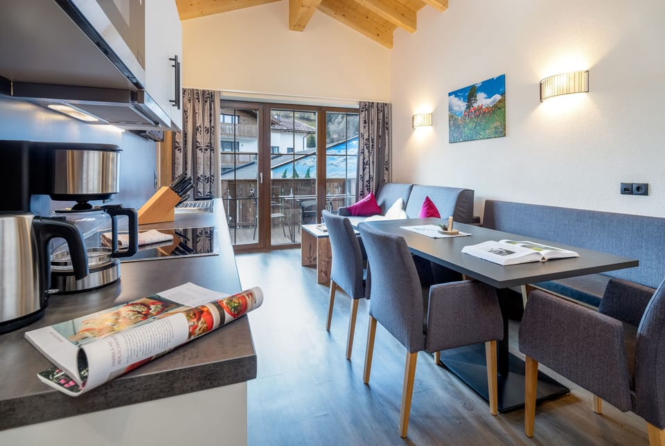 Classic Apartment | Living room | 32-inch flat-screen TV with cable channels, TV, heated floors