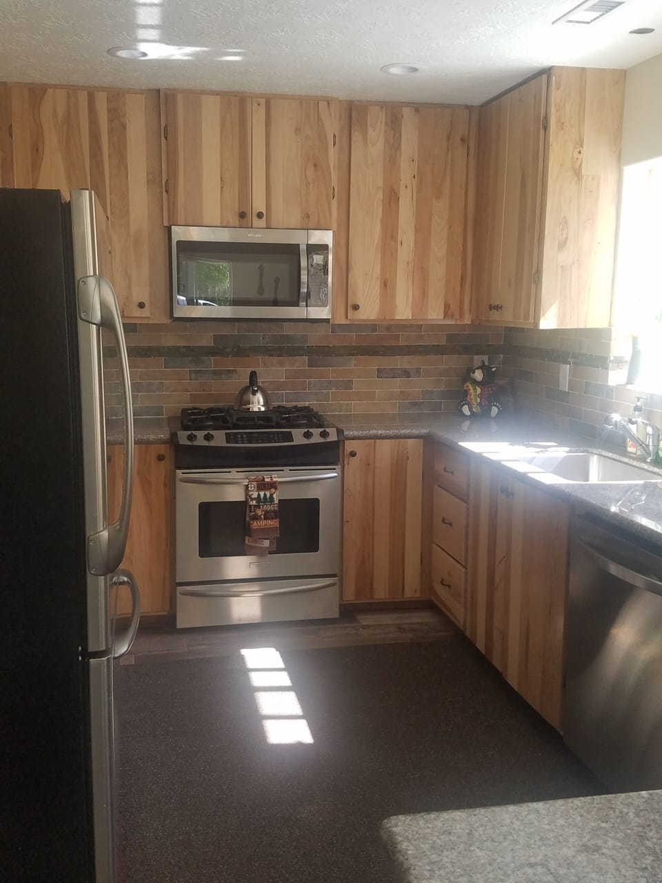 full size kitchen