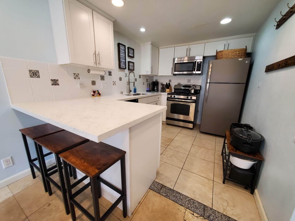 Kitchen - Magic Mouse Townhouse