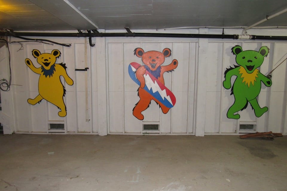 Carport art