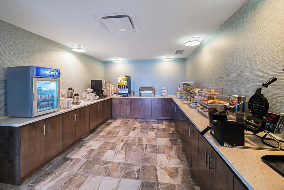 Free daily full breakfast