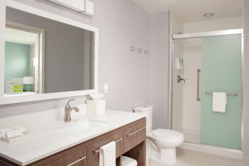 Bathroom shower