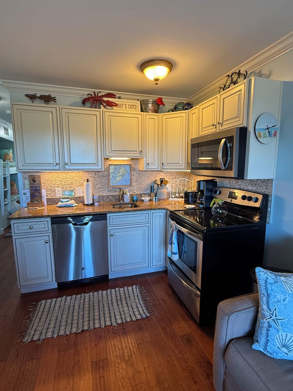 Full size oven and dishwasher