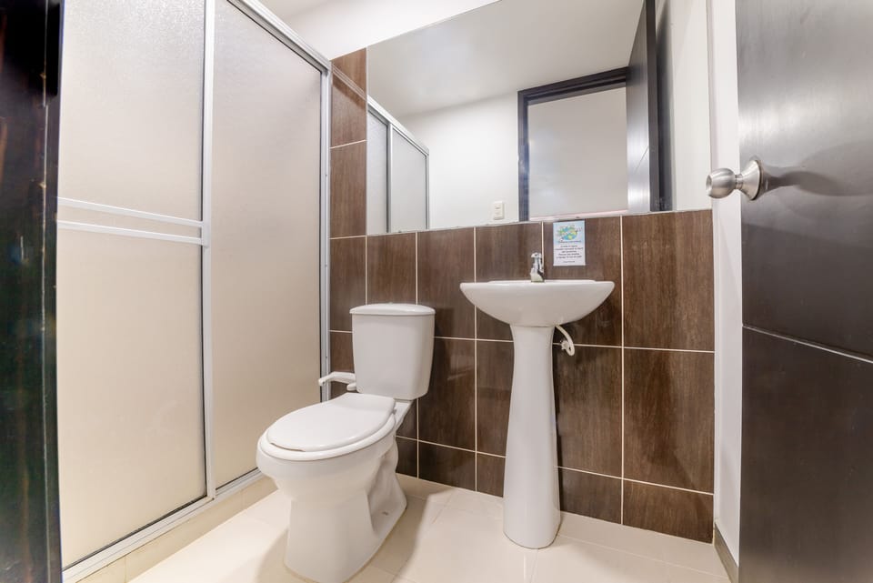 Twin Room | Bathroom | Shower, free toiletries, towels, soap