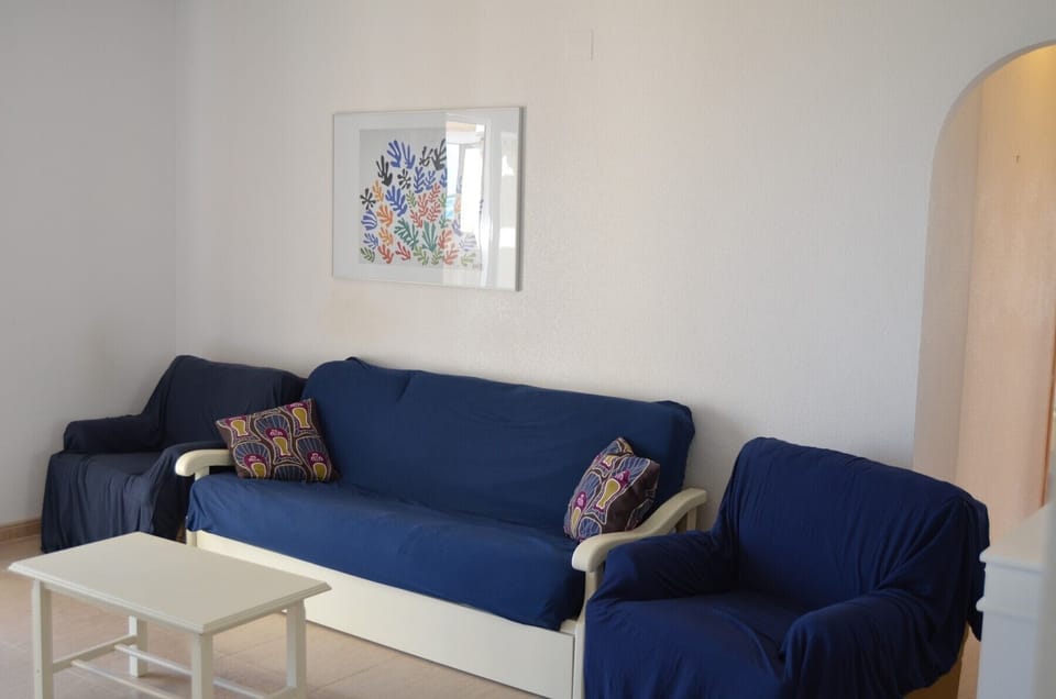 Double floor compact bedroom