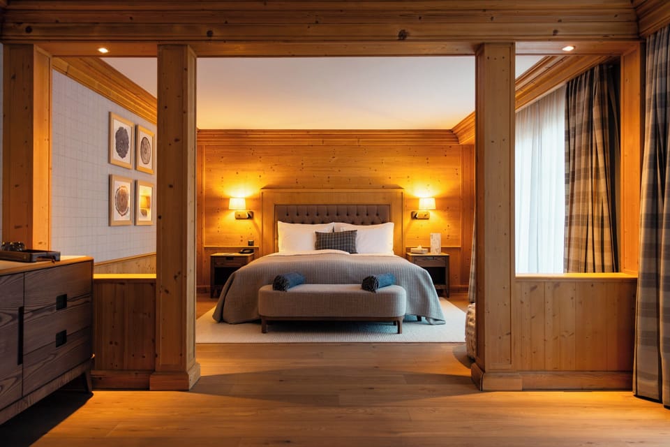 Premium bedding, pillowtop beds, minibar (some free items), in-room safe