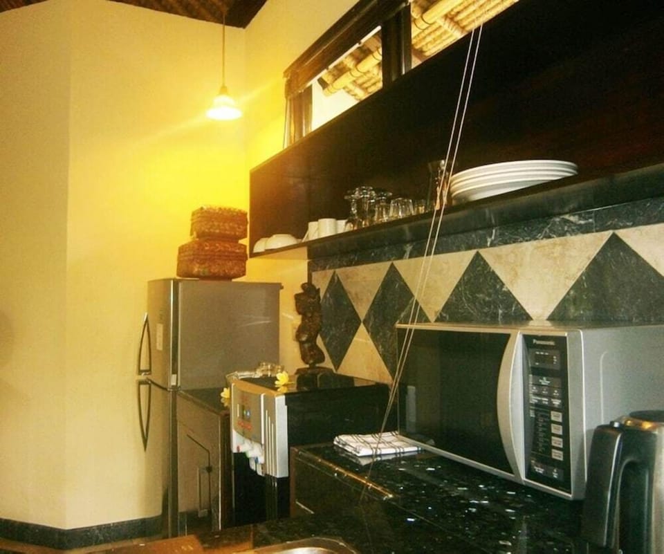 Fridge, dining table