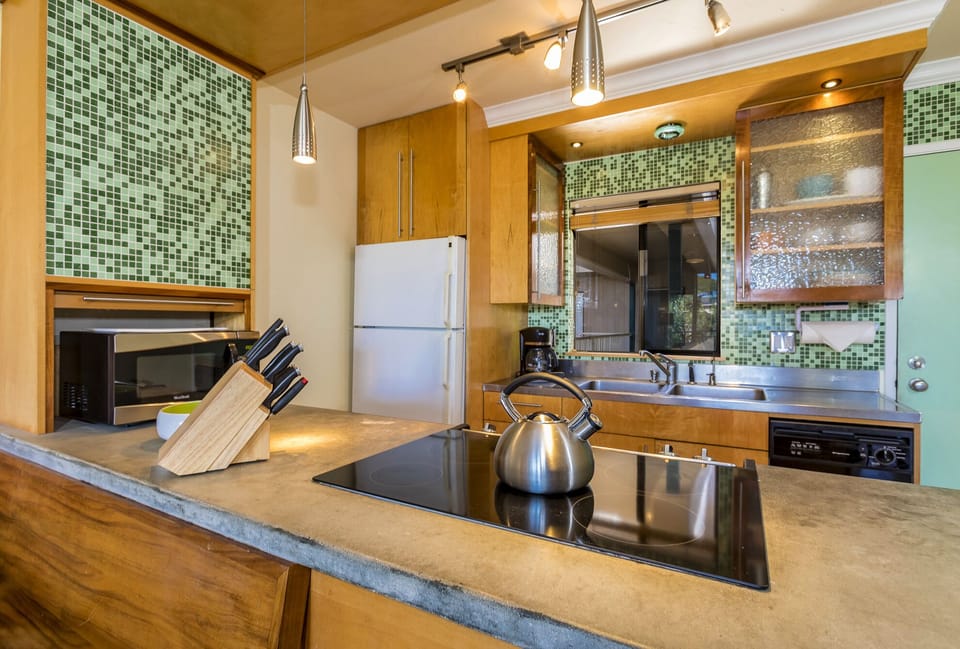 Bright and Open Fully Stocked Kitchen