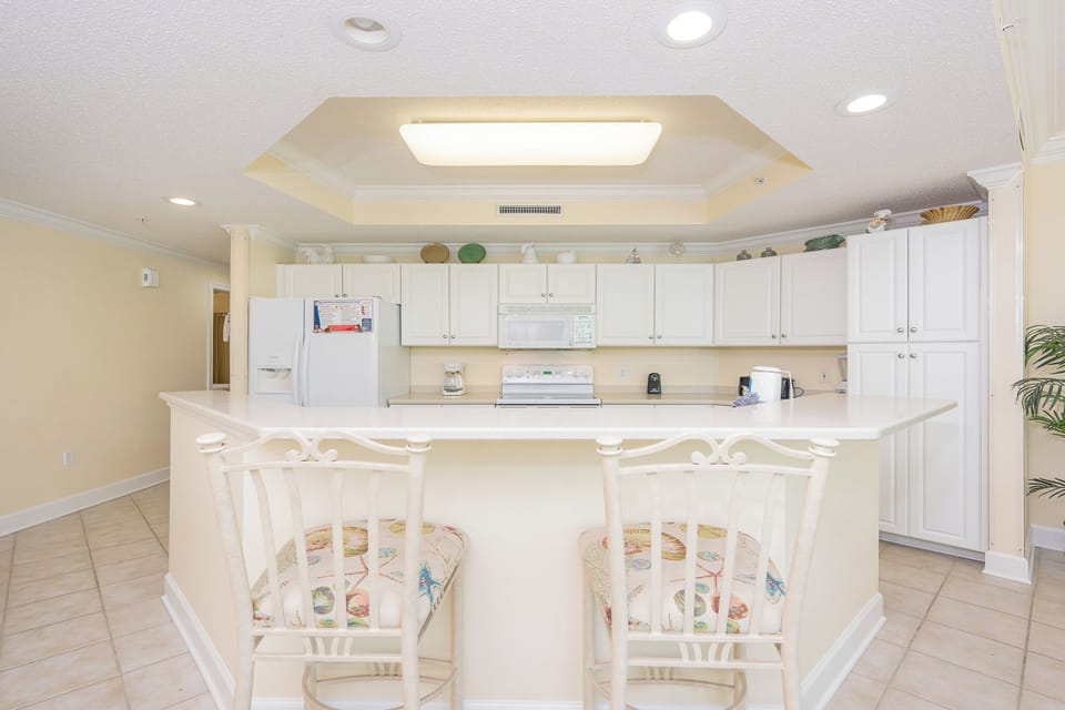 Wake up with morning coffee at the breakfast bar and get ready for a day of adventure