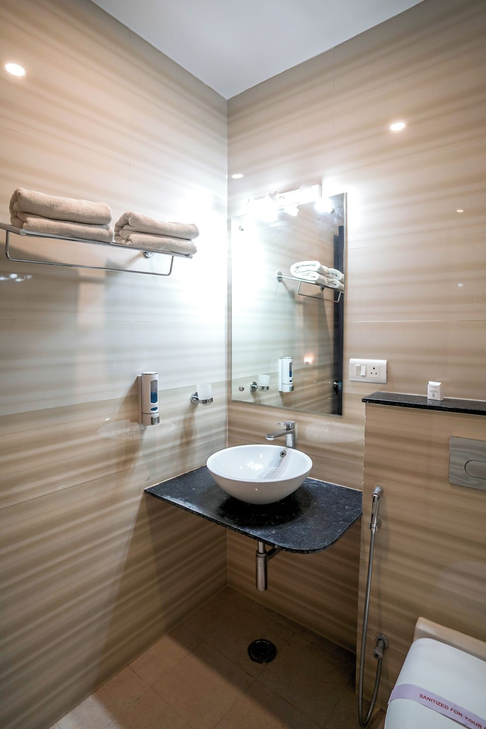 Deluxe Room | Premium bedding, minibar, in-room safe, desk