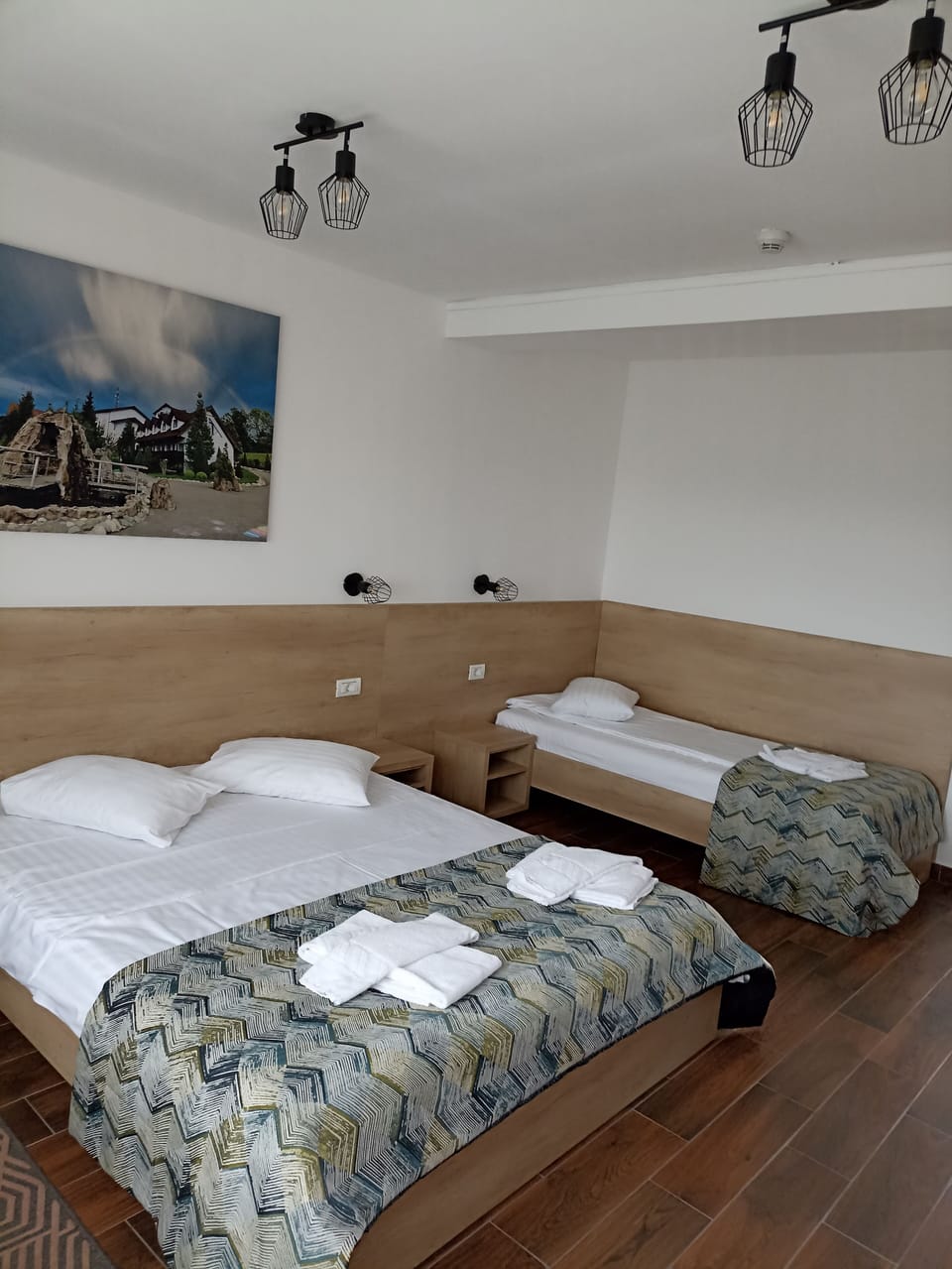 Basic Room | In-room safe, free WiFi, bed sheets