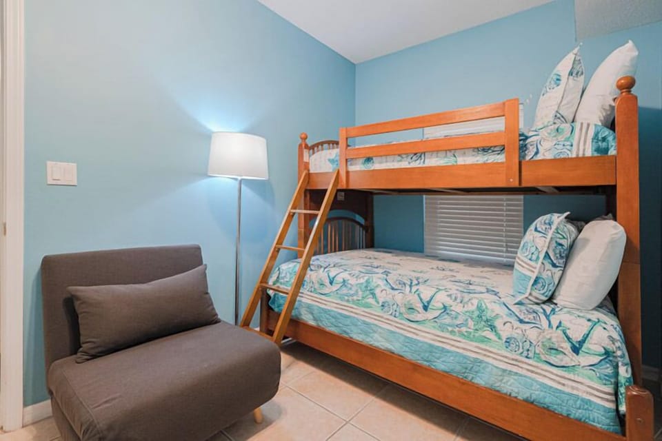 Bunk room