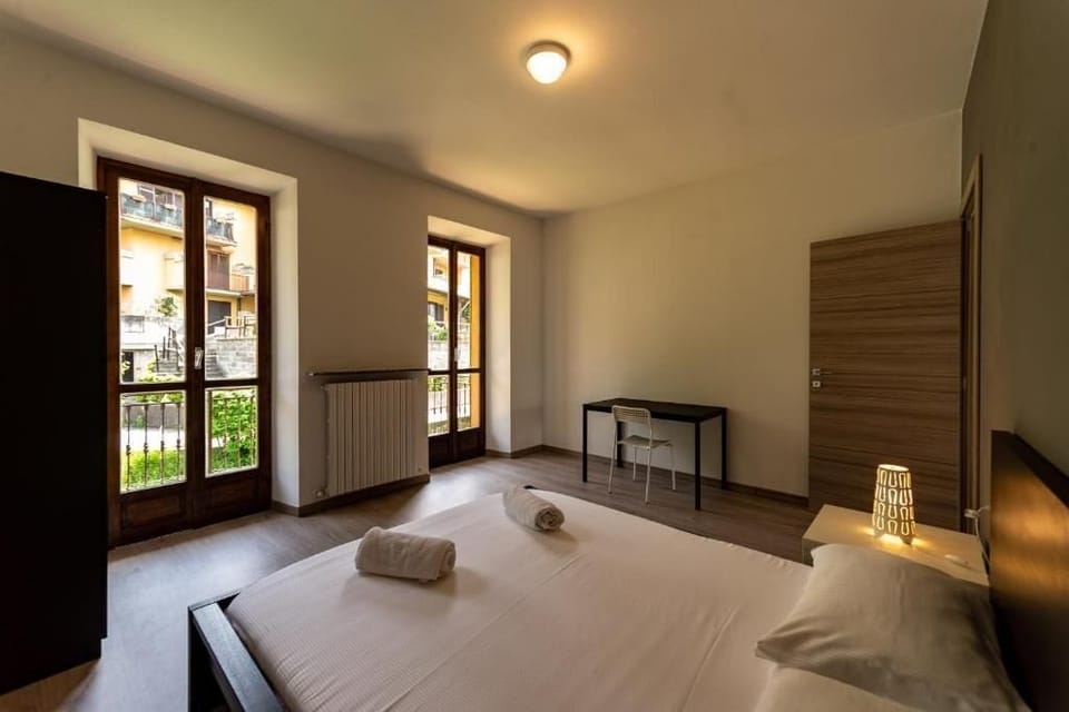 1 bedroom, premium bedding, free WiFi