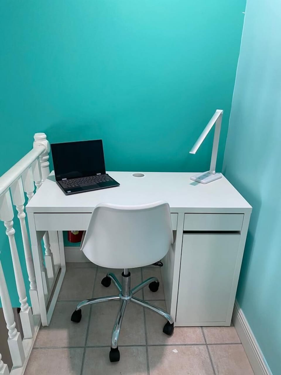 Work station at nook