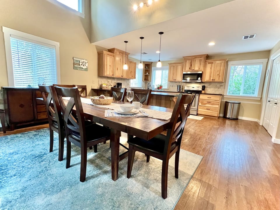 Enjoy large family gatherings!